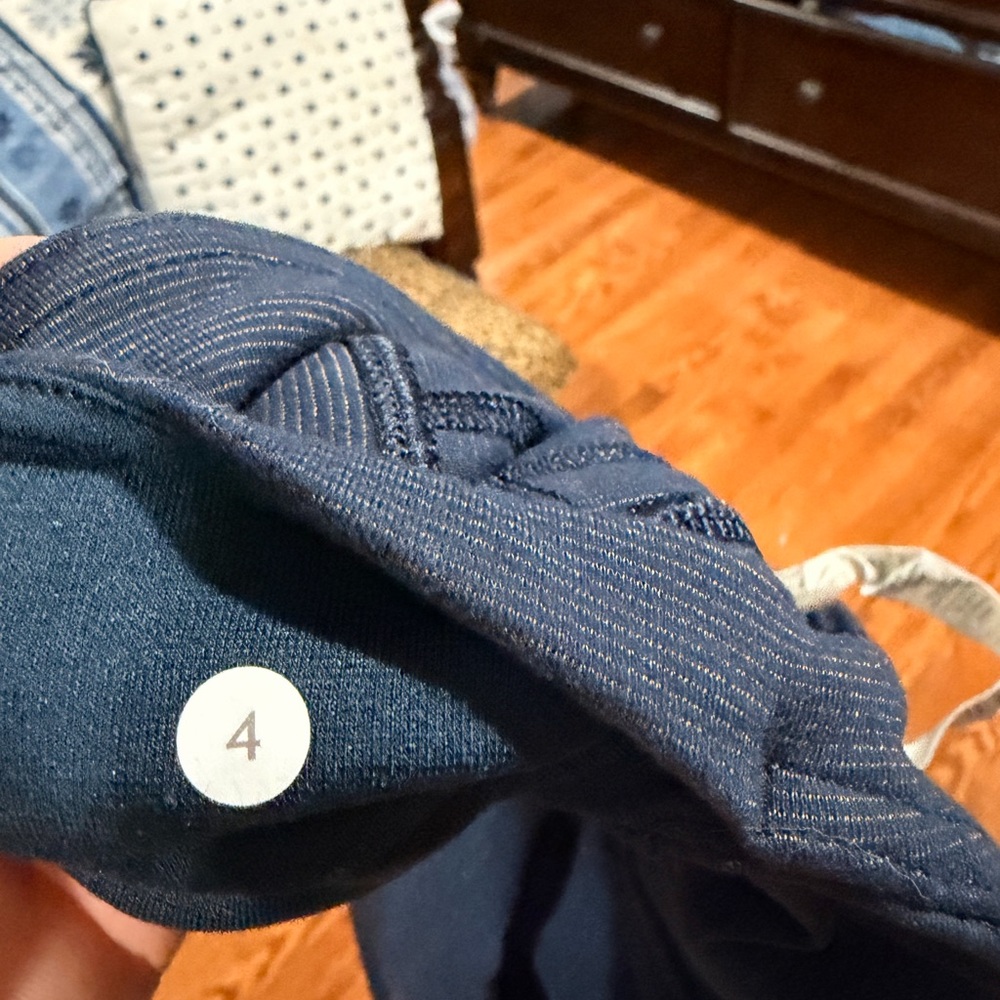 Lululemon Cropped Athletica Deep Blue Leggings - Picture 4 of 6